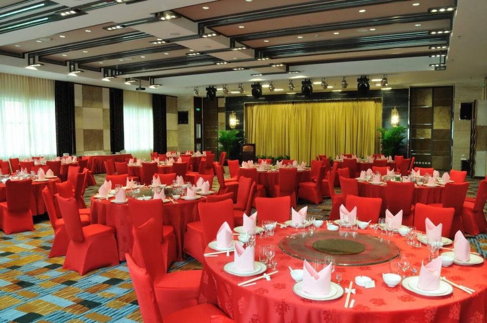בייג'ינג Oriental Garden Hotel מראה חיצוני תמונה