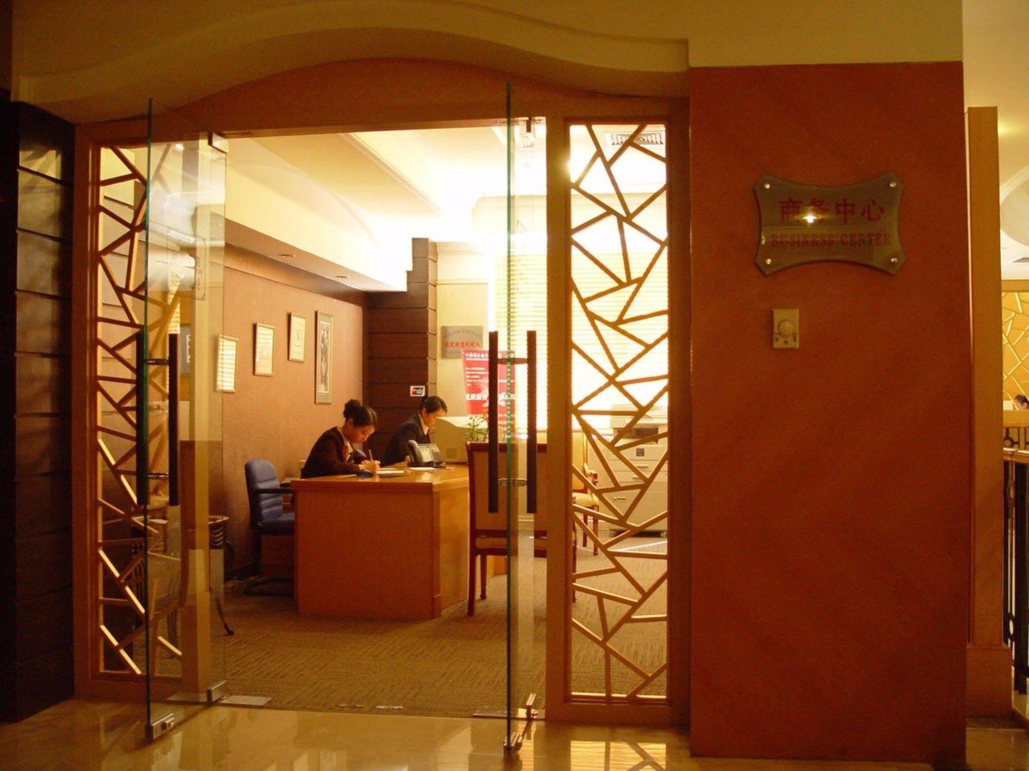 בייג'ינג Oriental Garden Hotel מראה חיצוני תמונה
